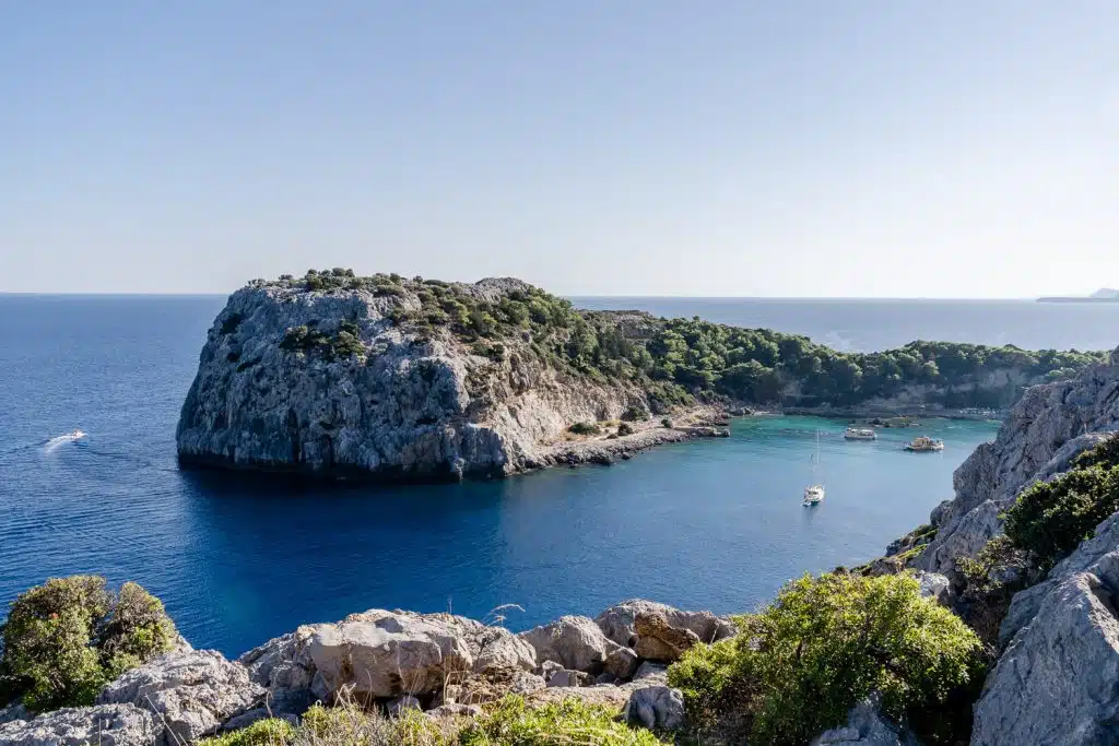 Anthony-Quinn-Bay-Rhodos-3-1024x683